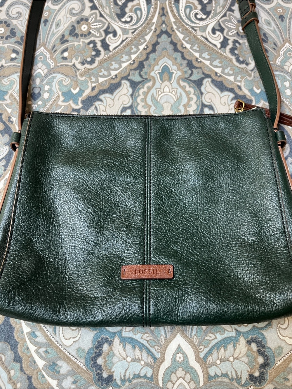 Fossil Forest Green Pebbled Leather Crossbody Bag with Brown Trim